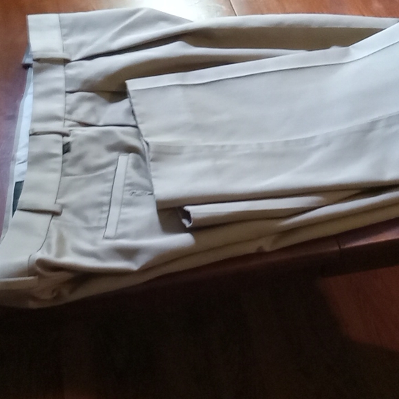 Pants - Picture 3 of 4